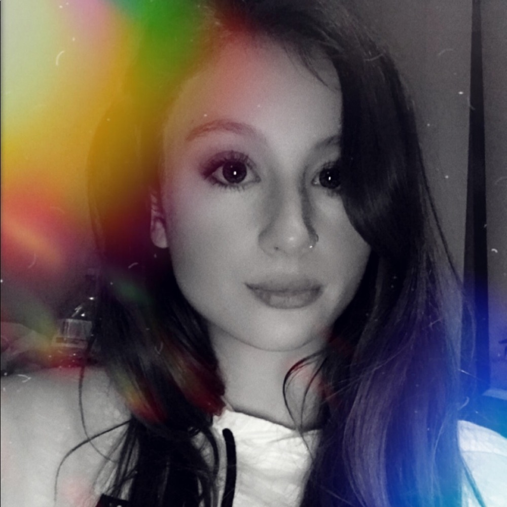 Meet your Posher, Megan